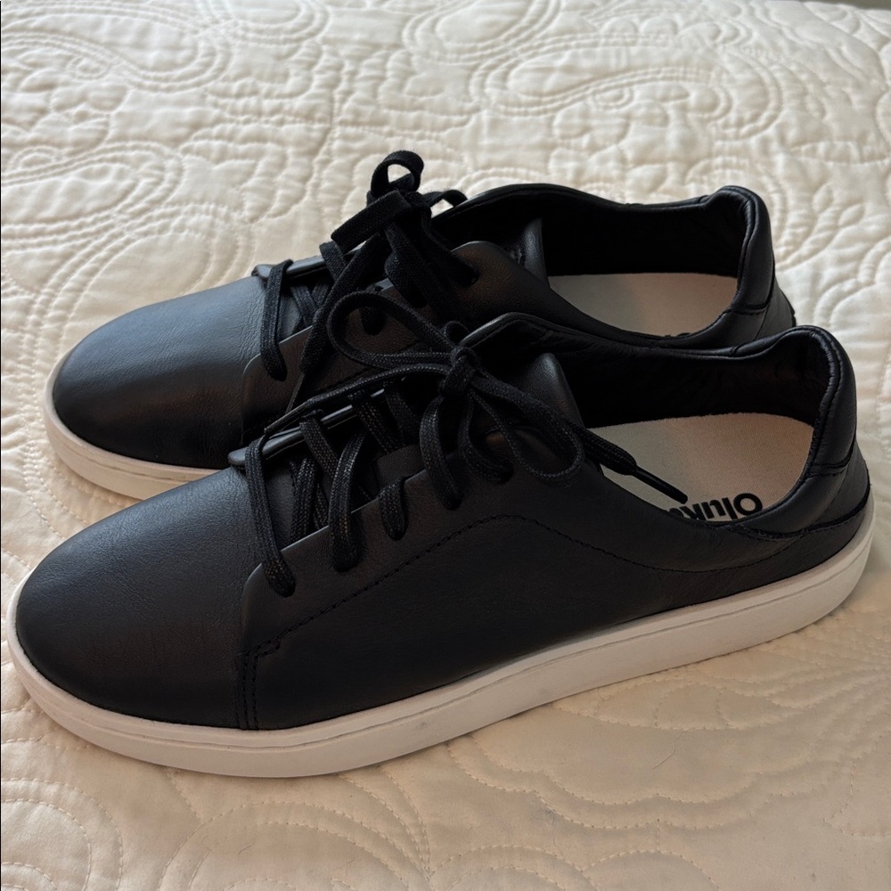 OluKai Pehuea Lī ‘Ili Black Women's Shoes- NWOT